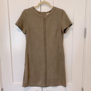 Love Riche dark tan/light brown short sleeve dress size small